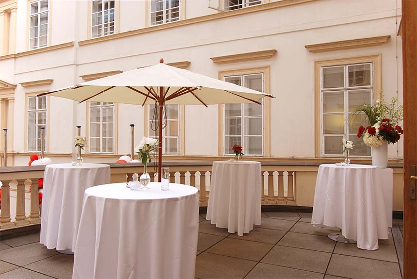 Balcony Cocktail Palais Niederoesterreich