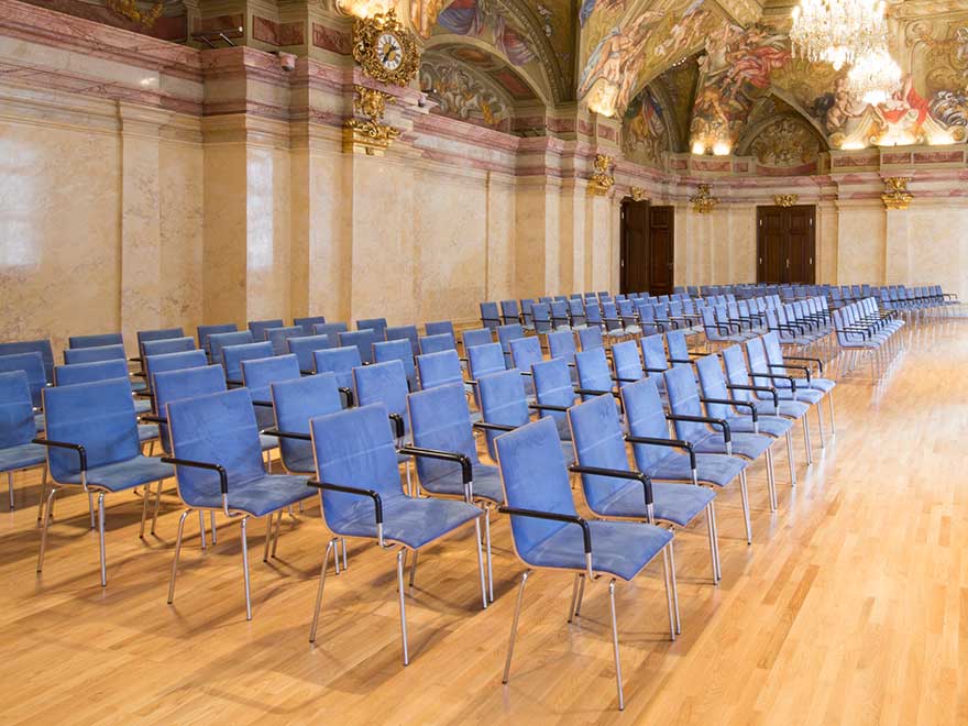Landtagssaal Bestuhlung Palais Niederösterreich